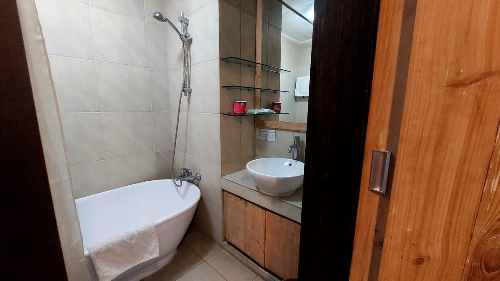 Apartemen Senayan จาการ์ตา ภายนอก รูปภาพ